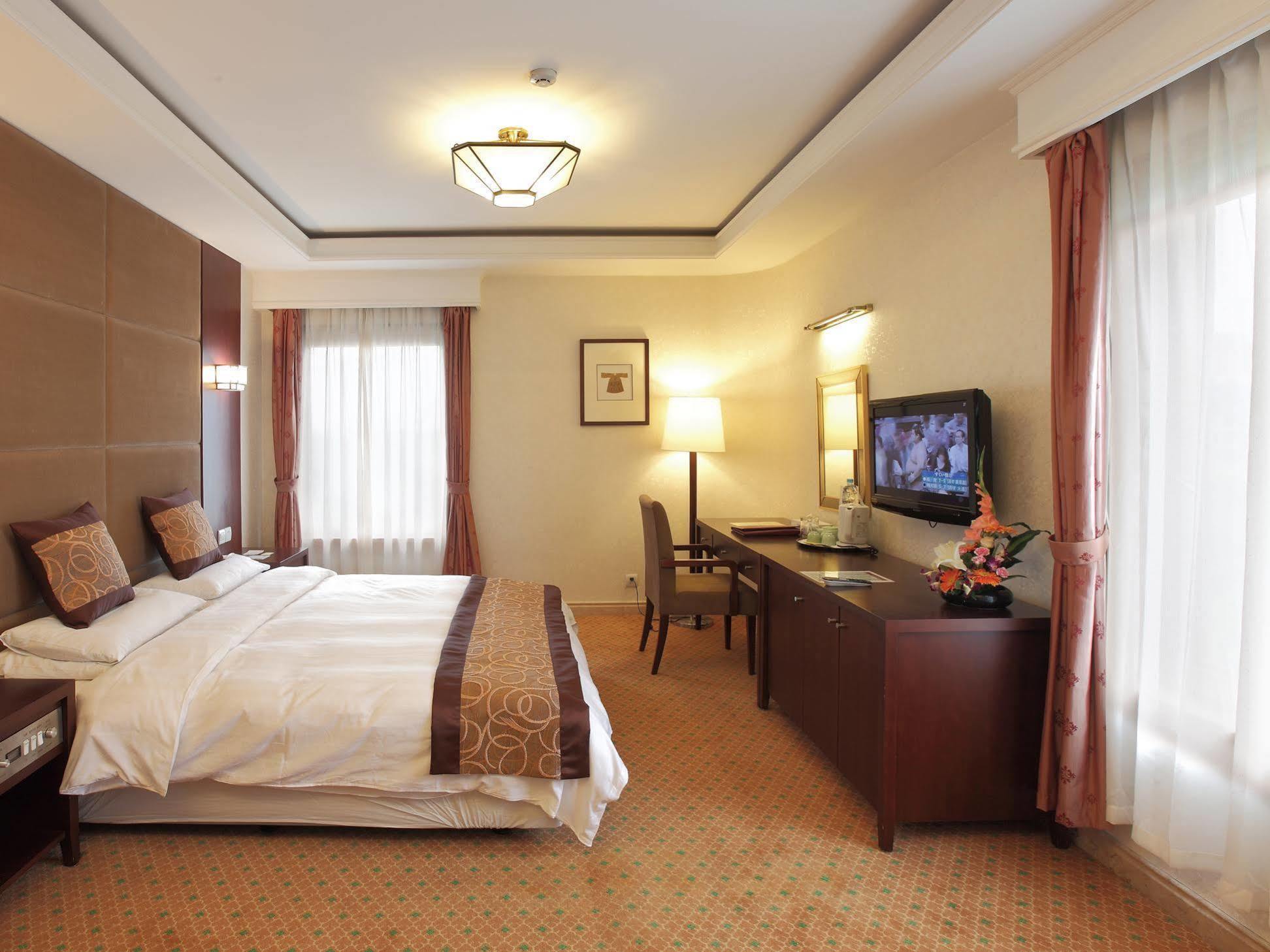 Shanghai International Airport Hotel Exterior photo